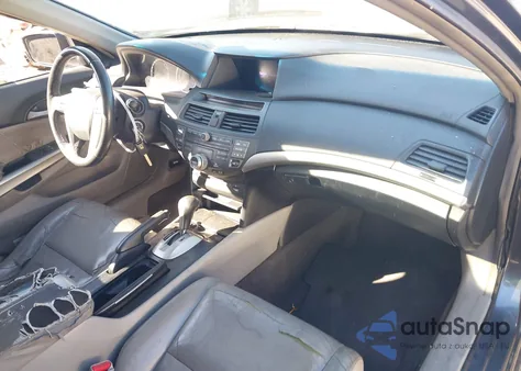 2010 Honda Accord Exl z USA, uszkodzony, nr VIN 1HGCP3F84AA018120